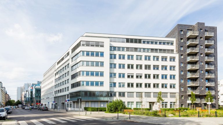 Die Markgrafenstrasse 17-18 in Berlin; Copyright: Aroundtown